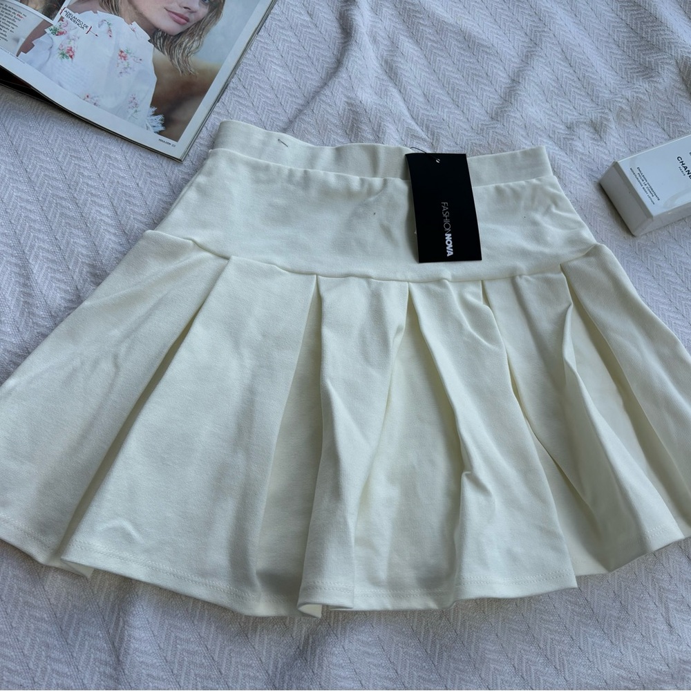 short skirt fashion nova new